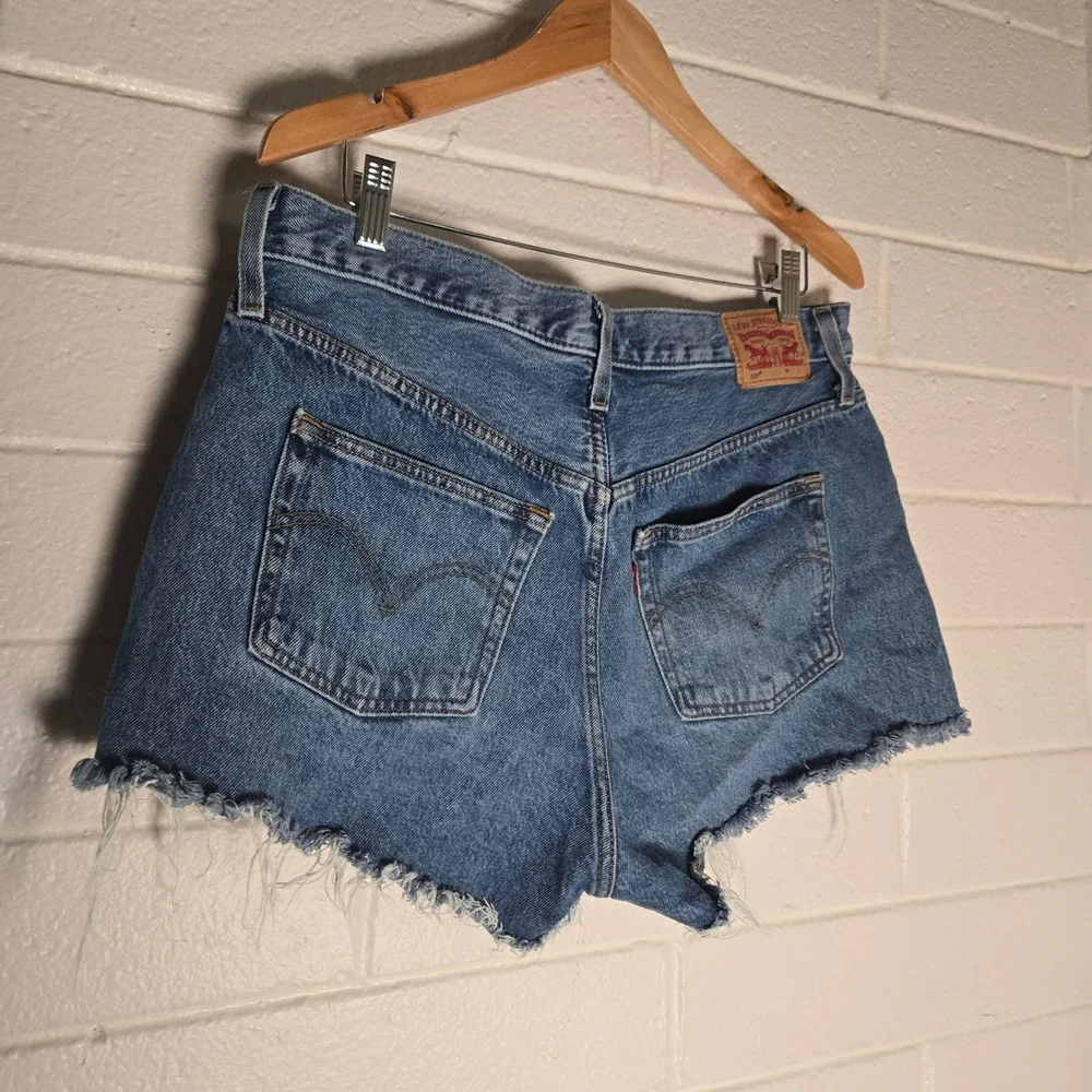 Levi's 501 Original Cut Off Denim Shorts 33 Blue Distressed High Rise Festival‎